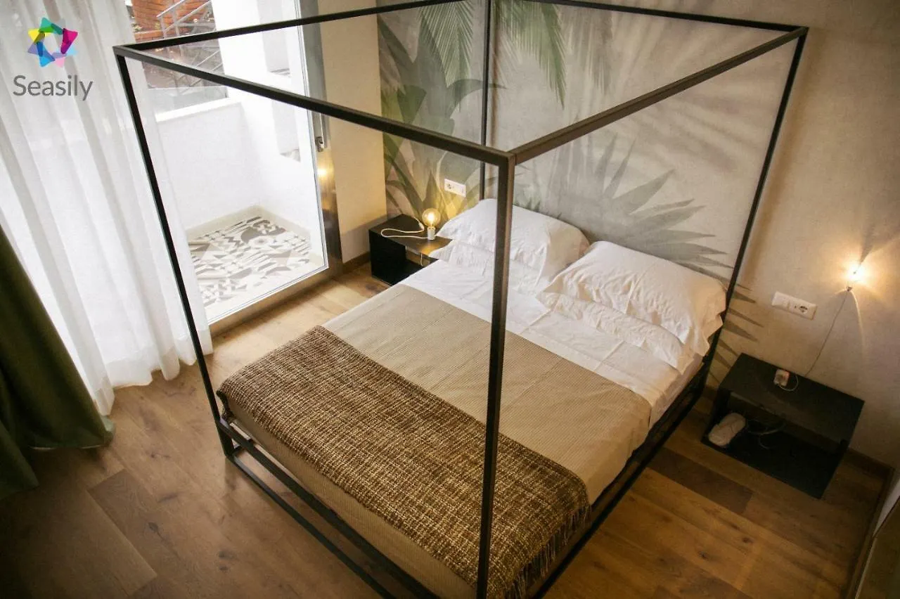 Seasily - B&B Yourself Zafferana Etnea Bed & Breakfast